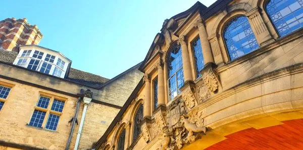 The Bridge of Sighs in Oxford, with a building of Hartford College in the background.